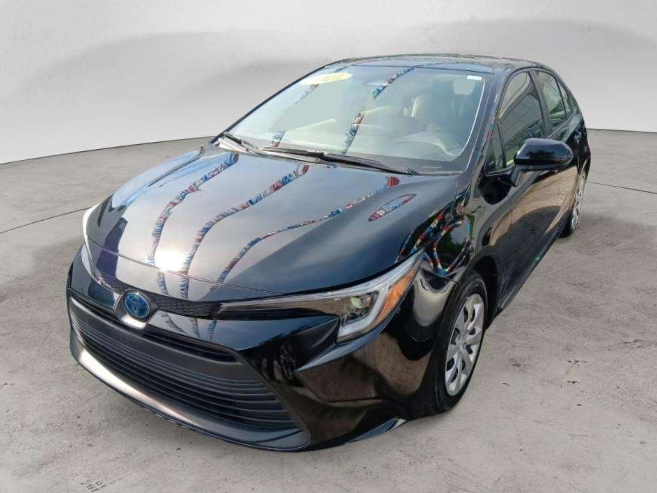 Black car available at Staten Island car dealerships, Ideal Auto Sales Staten Island.